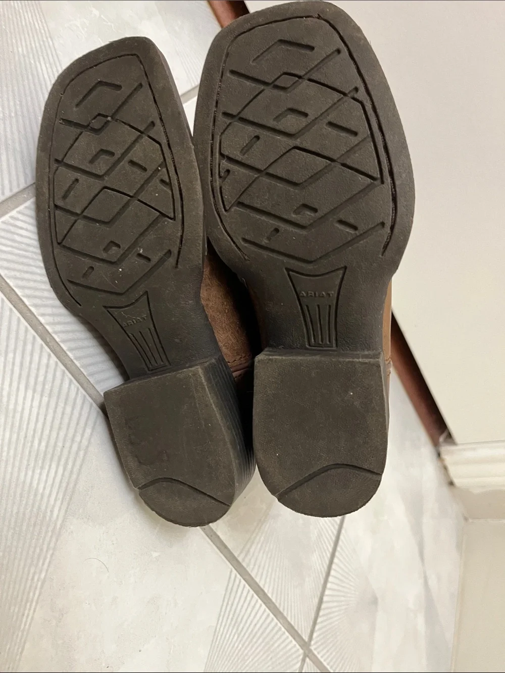 Kids’ boots
